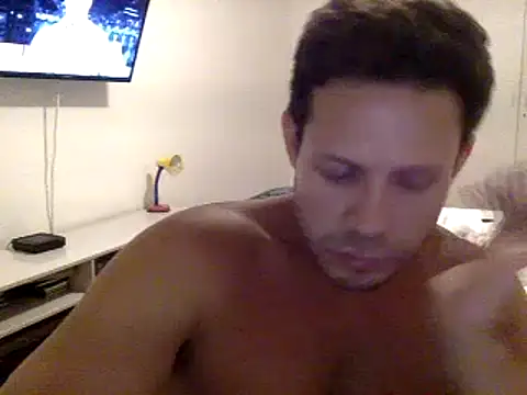 Snapshot of FelipeRiver chatting on March 2025 12:33:02 AM FelipeRiver online show from March 2025 12:33:02 AM