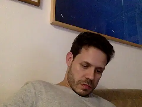 Snapshot of FelipeRiver chatting on September 2025 11:59:02 PM FelipeRiver online show from September 2025 11:59:02 PM