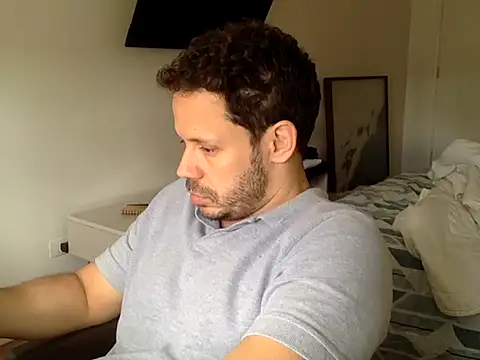 Snapshot of FelipeRiver chatting on September 2025 01:46:01 PM FelipeRiver online show from September 2025 01:46:01 PM