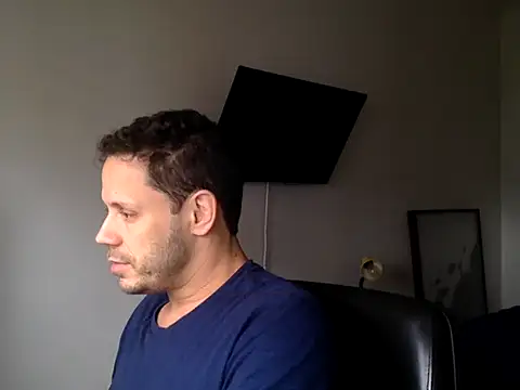 Snapshot of FelipeRiver chatting on October 2025 02:04:02 PM FelipeRiver online show from October 2025 02:04:02 PM