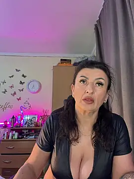Hotangel75 online show from May 2026 04:31:02 AM