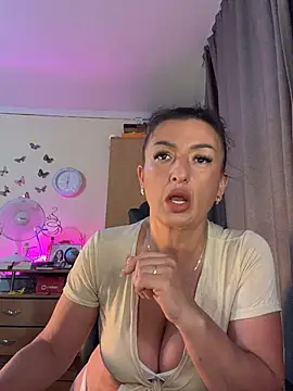 Hotangel75 online show from June 2026 05:35:01 AM