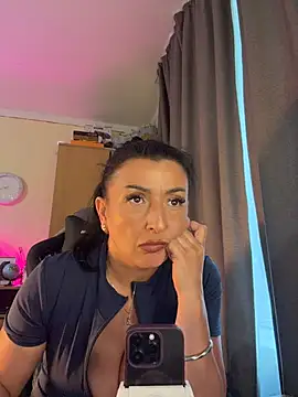 Hotangel75 online show from July 2026 07:23:02 AM