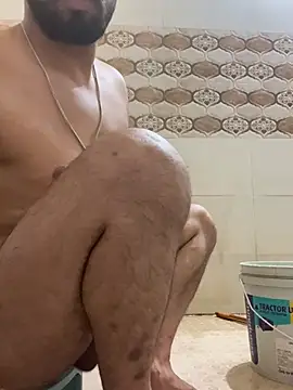 RomanticAdvance555 online show from April 2026 09:01:01 PM