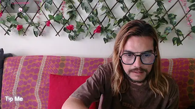 Snapshot of Jack_Emily1 chatting on February 2026 08:29:02 PM Jack Emily1 online show from February 2026 08:29:02 PM