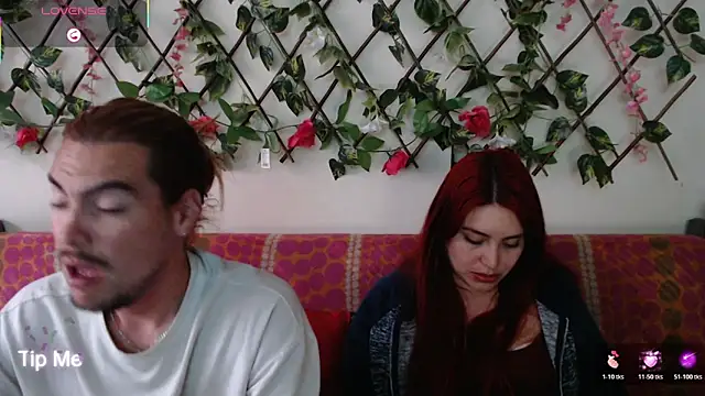 Snapshot of Jack_Emily1 chatting on April 2026 09:52:01 PM Jack Emily1 online show from April 2026 09:52:01 PM