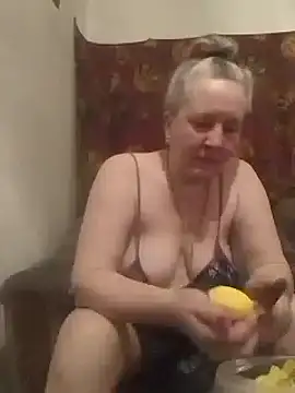 Snapshot of Cerd_Ayaz chatting on February 2025 02:11:02 PM Cerd Ayaz online show from February 2025 02:11:02 PM