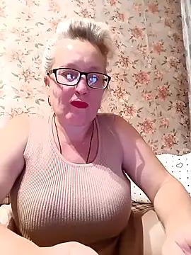 Snapshot of Cerd_Ayaz chatting on October 2025 06:41:02 PM Cerd Ayaz online show from October 2025 06:41:02 PM