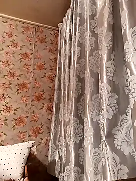 Snapshot of Cerd_Ayaz chatting on October 2025 03:57:02 PM Cerd Ayaz online show from October 2025 03:57:02 PM