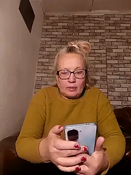 Snapshot of Cerd_Ayaz chatting on December 2025 11:47:01 AM Cerd Ayaz online show from December 2025 11:47:01 AM