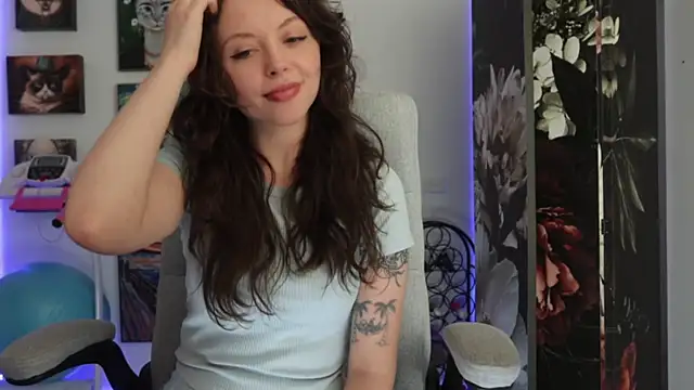 Snapshot of makiyahbelle chatting on January 2025 09:37:02 AM makiyahbelle online show from January 2025 09:37:02 AM