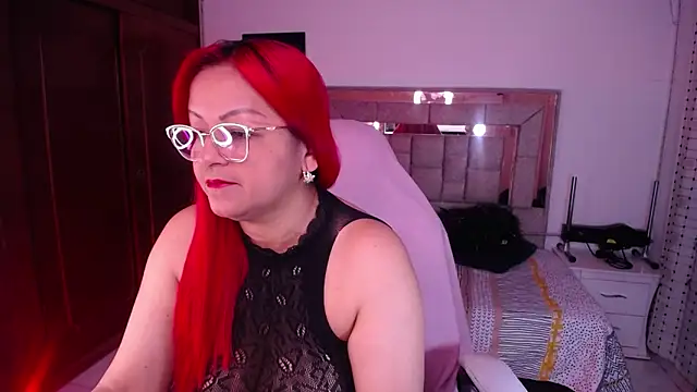 salomecastro  online show from October 2025 03:18:01 AM