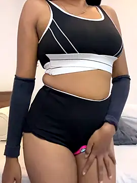 angelwavy online show from October 2025 12:33:02 AM