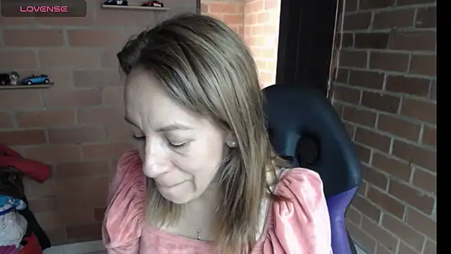 cristin doll  online show from April 2026 03:03:01 PM
