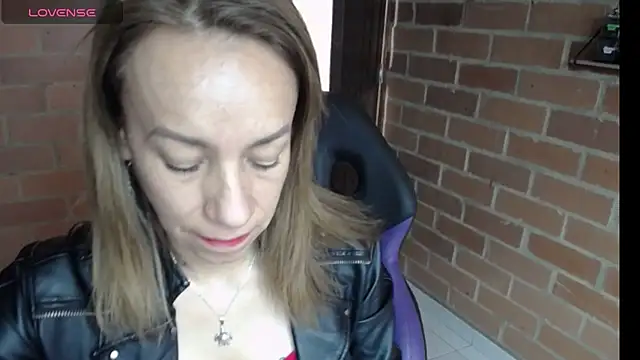 cristin doll  online show from April 2026 02:04:01 PM