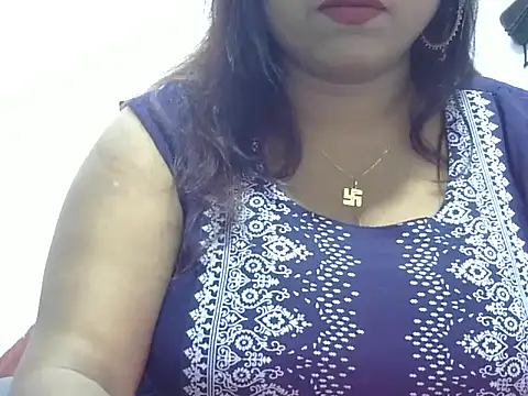 Snapshot of ROSEE_MERRYYYY chatting on January 2026 01:35:02 PM ROSEE MERRYYYY online show from January 2026 01:35:02 PM