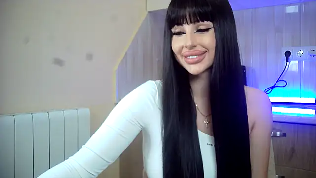 Lady Joli online show from February 2026 07:15:02 AM