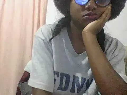 Hamie sexy online show from October 2025 07:36:02 PM