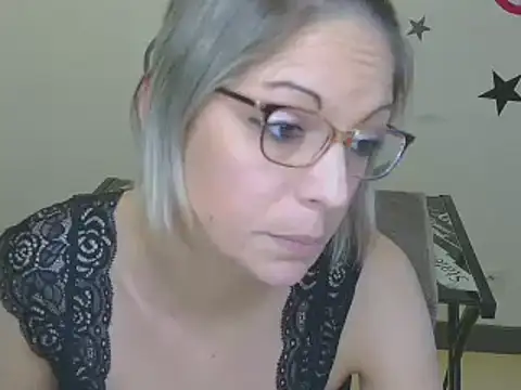 alixfeeling online show from December 2024 03:42:02 PM