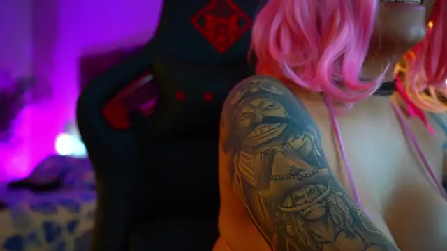 Snapshot of ambarEvans chatting on December 2024 02:20:01 AM ambarEvans online show from December 2024 02:20:01 AM