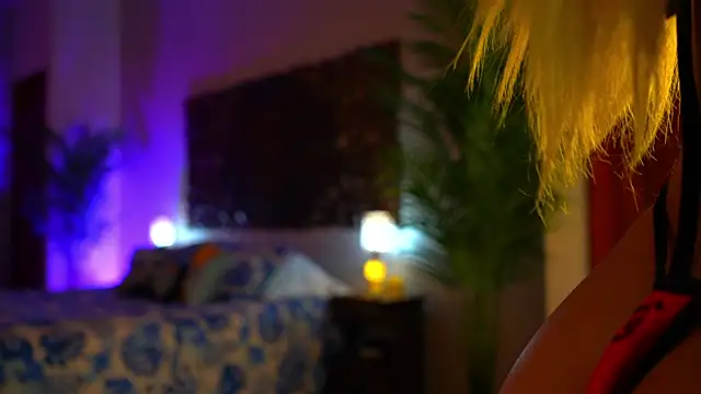 Snapshot of ambarEvans chatting on December 2024 01:58:01 AM ambarEvans online show from December 2024 01:58:01 AM