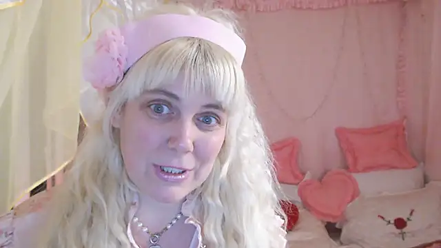 SunnySylvia online show from February 2025 06:26:02 PM