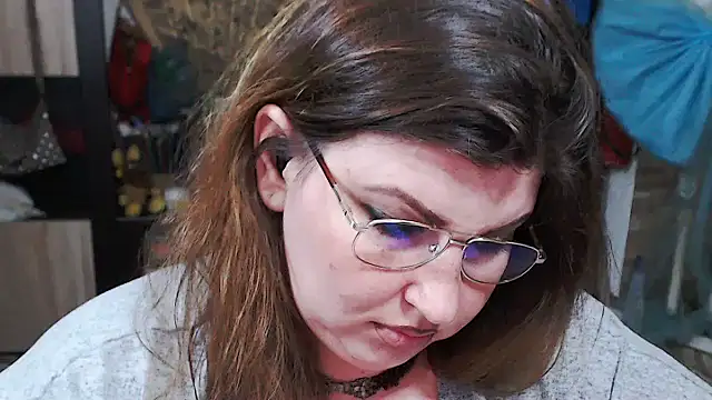 Snapshot of piticaforever chatting on March 2025 08:30:02 AM piticaforever online show from March 2025 08:30:02 AM