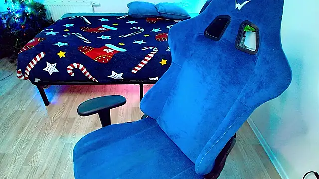 CranberryHot online show from February 2026 02:43:02 AM