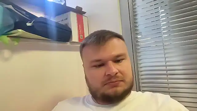 Snapshot of fmodel chatting on September 2025 09:44:01 AM fmodel online show from September 2025 09:44:01 AM