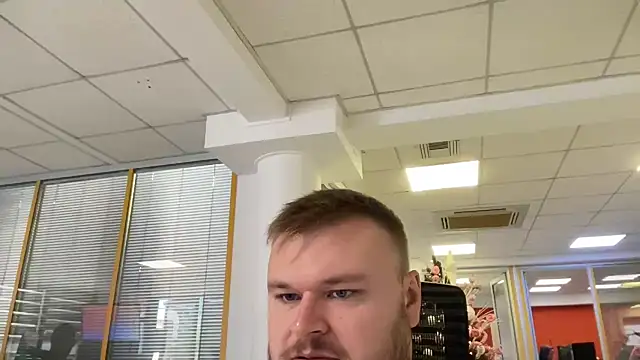 Snapshot of fmodel chatting on December 2025 09:51:02 AM fmodel online show from December 2025 09:51:02 AM