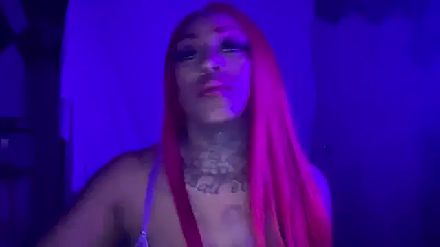 Snapshot of Creamesensation chatting on December 2024 10:18:01 AM Creamesensation online show from December 2024 10:18:01 AM