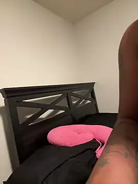 Snapshot of Creamesensation chatting on December 2024 04:00:02 AM Creamesensation online show from December 2024 04:00:02 AM