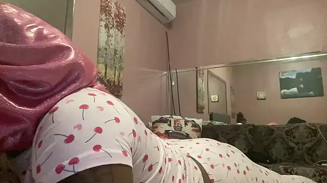 Snapshot of Creamesensation chatting on January 2025 10:51:02 PM Creamesensation online show from January 2025 10:51:02 PM