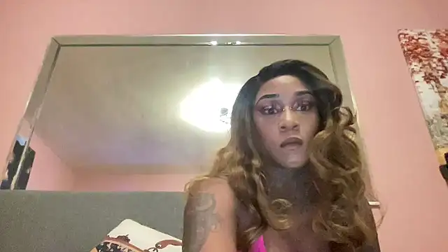 Snapshot of Creamesensation chatting on February 2025 06:12:02 AM Creamesensation online show from February 2025 06:12:02 AM