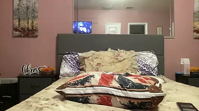 Snapshot of Creamesensation chatting on February 2025 06:35:02 PM Creamesensation online show from February 2025 06:35:02 PM