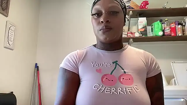 Snapshot of Creamesensation chatting on October 2025 02:48:01 PM Creamesensation online show from October 2025 02:48:01 PM