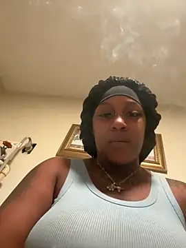 Snapshot of Creamesensation chatting on October 2025 11:11:01 AM Creamesensation online show from October 2025 11:11:01 AM