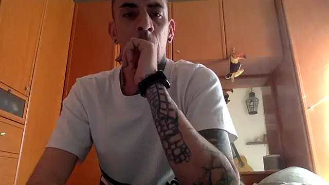 pareja2933 online show from April 2026 03:28:01 PM