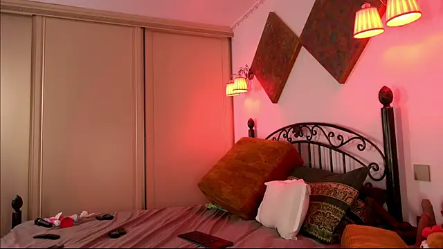 Snapshot of einneuesleben chatting on February 2025 01:44:01 PM einneuesleben online show from February 2025 01:44:01 PM