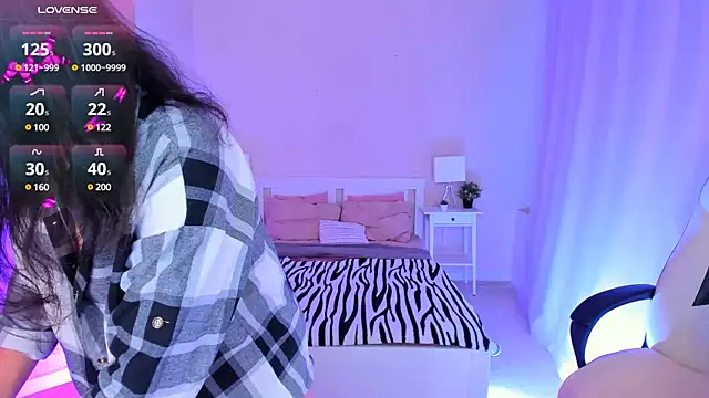 Snapshot of HelenaRegal chatting on December 2024 01:49:01 PM HelenaRegal online show from December 2024 01:49:01 PM