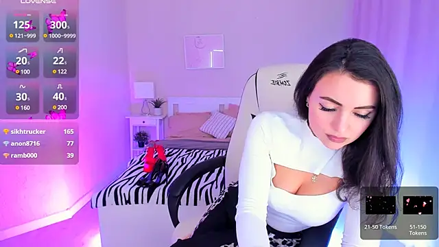 Snapshot of HelenaRegal chatting on February 2025 04:32:02 PM HelenaRegal online show from February 2025 04:32:02 PM