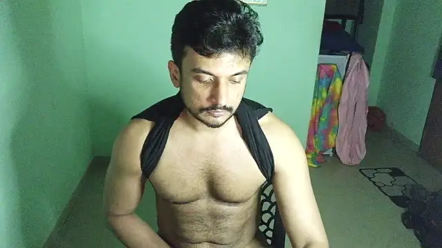 Snapshot of daringcutie chatting on July 2026 03:14:01 PM daringcutie online show from July 2026 03:14:01 PM