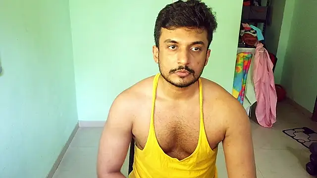 Snapshot of daringcutie chatting on July 2026 09:03:01 AM daringcutie online show from July 2026 09:03:01 AM