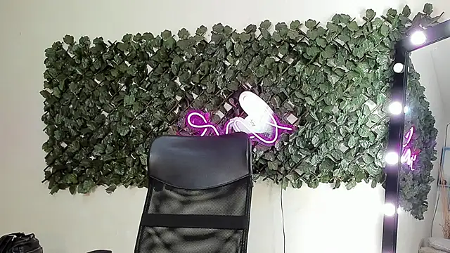 DestinyHills online show from May 2026 12:48:01 PM