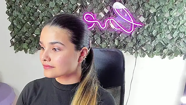 DestinyHills online show from May 2026 11:50:01 AM