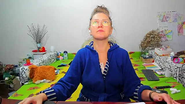 IamYourNarcotic online show from December 2024 02:02:01 PM