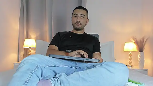 Snapshot of Nick_Moca chatting on January 2025 07:55:01 PM Nick Moca online show from January 2025 07:55:01 PM