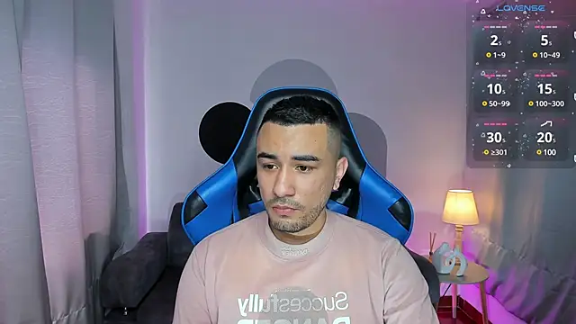 Snapshot of Nick_Moca chatting on January 2025 02:30:02 PM Nick Moca online show from January 2025 02:30:02 PM