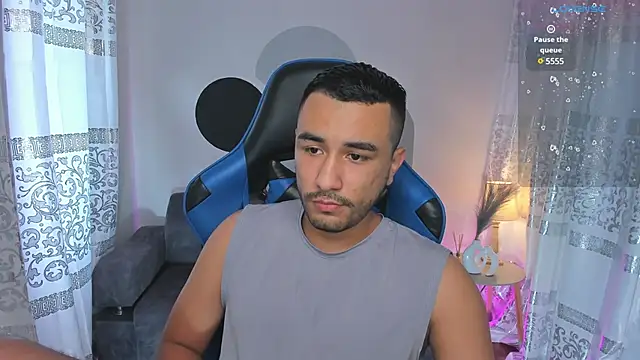 Snapshot of Nick_Moca chatting on January 2025 08:28:01 PM Nick Moca online show from January 2025 08:28:01 PM