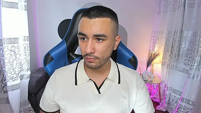 Snapshot of Nick_Moca chatting on January 2025 08:10:02 PM Nick Moca online show from January 2025 08:10:02 PM